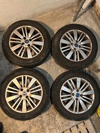 Cerchi in lega 15" FIAT con pneumatici 175/65  R15