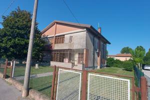 Bifamiliare a Loreo