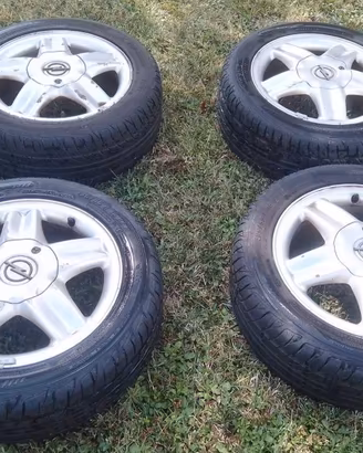 Cerchi in lega 15 originali Tigra+Gomme 185/55 R15