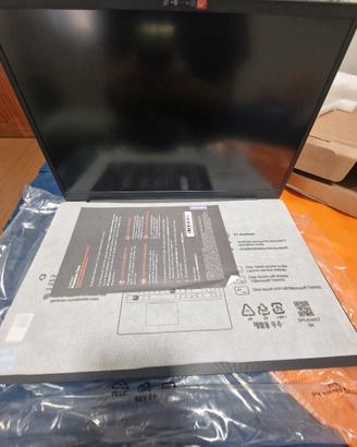 PC portatile LENOVO 