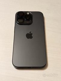 iPhone 16 Pro 512 Gb colore nero con accessori