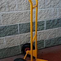 Carrello con due ruote pneumatiche nuovissimo