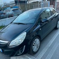 Opel corsa 2011 gpl