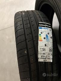 Gomme goodyear 235 55 20