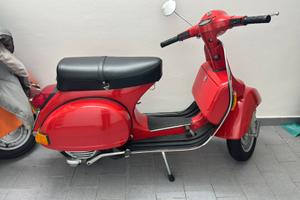 Piaggio vespa P200E 1980 FMI targa oro