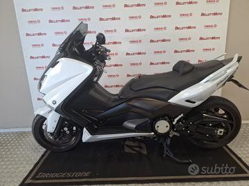 Yamaha TMAX 530 base
