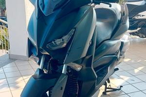 Yamaha X-Max 300