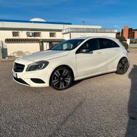 Mercedes Classe A W176 180d Night Edition