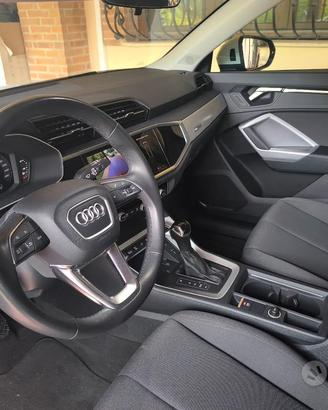 Audi Q3 45 TFSI 1.4 Business ibrido 245 CV auto
