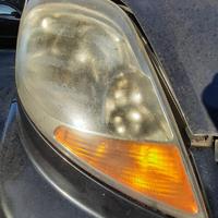 RENAULT TRAFIC 2006 - FARO ANTERIORE DESTRO
