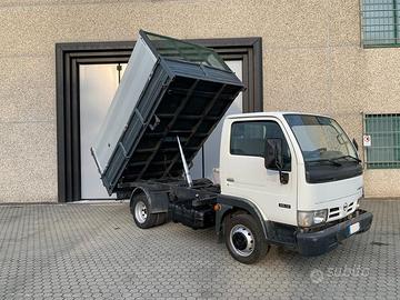 Nissan NT400 Cabstar 3.0 TD 125cv - Ribaltabi...