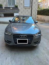 Audi a3 sportback S tronic Business, Diesel 1.6