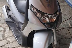 Piaggio Beverly 250cc
