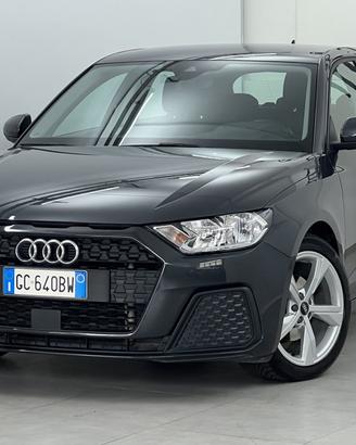 A1 Sportback 30 1.0 tfsi Admired 110cv