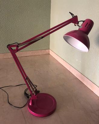 N.2 LAMPADE DA TAVOLO ORIENTABILI