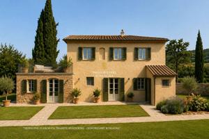 Rustico / Casale di 220 m² con box auto a Bertinor