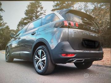 PEUGEOT 5008 1.5 HDI GTLINE