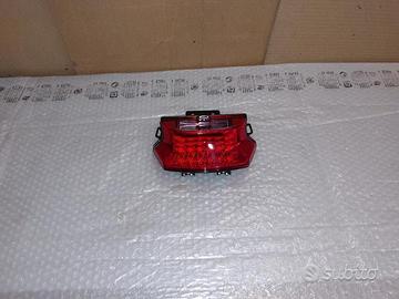 Faro fanale posteriore trk 502 502x