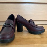 Scarpa Mocassino donna con tacco