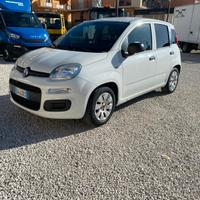 Fiat panda con 12 medi di garanzia