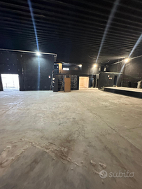 Porzione di capannone 800 mq Ceccanoto