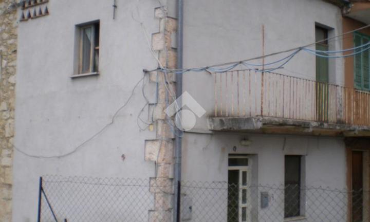 CASA SEMINDIPENDENTE A VEROLI