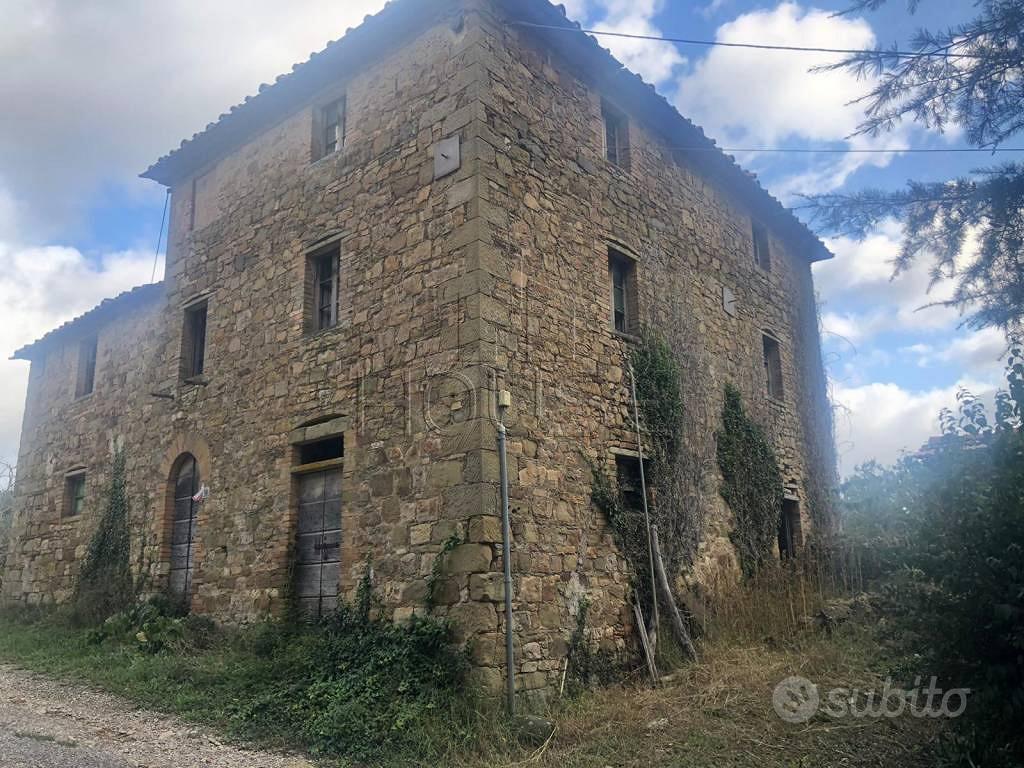 Rustico / Casale di 60 m² con 4 locali a Città di - Vista 3