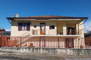 5 LOCALI A FROSINONE