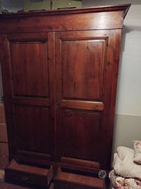 Armadio legno restaurato