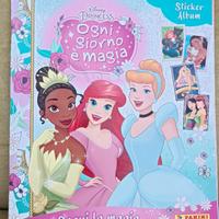 Figurine album Disney Princess "giorno è magia"