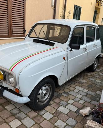 Renault 4