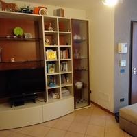 Mobile da soggiorno in ciliegio