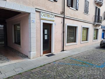 Locale commerciale / studio