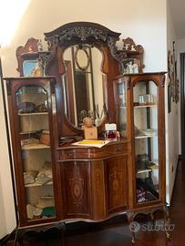 Mobile Liberty originale 1920 vetrine e specchio