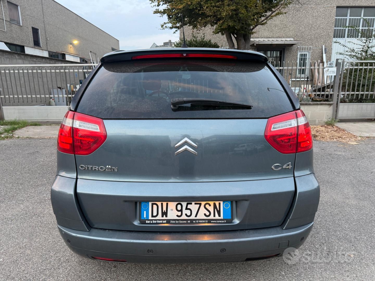 Citroen C4 2009 photo 2