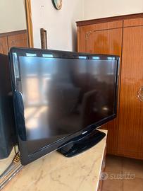 TV PHILIPS 42”  50€  SOLO PER OGGI LIVORNO
