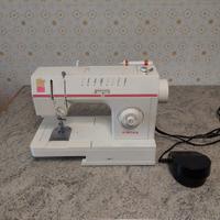 Macchina da cucire singer