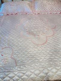 Trapuntino estivo di raso rosa 25 euro