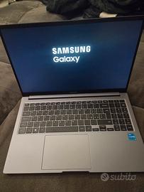 Samsung Galaxy Book4 15.6" (2024) – Intel Core i3