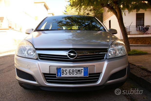 Opel Astra CON MOTORE MULTIJET FIAT 90 CAV. CDTI 5