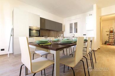 Appartamento di 220 m² con più di 5 locali a Moden