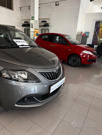 10 YPSILON KM0 PREZZI A PARTIRE DA EURO 14,950