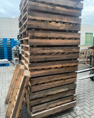 Bancali in  legno usati da 100x 100