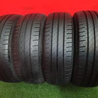 225 70 15C Gomme Estive 80-90% Pirelli 225 70R15C