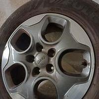 4 cerchi 16 pollici jeep renegade più sensori