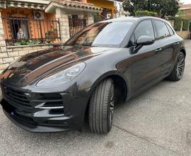 Porsche macan 19.000 km 21 bose t s