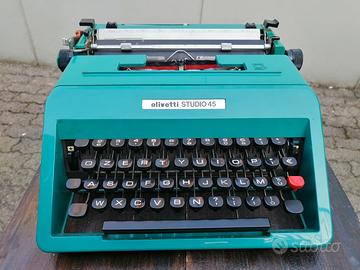 Macchina da scrivere Olivetti STUDIO 45
