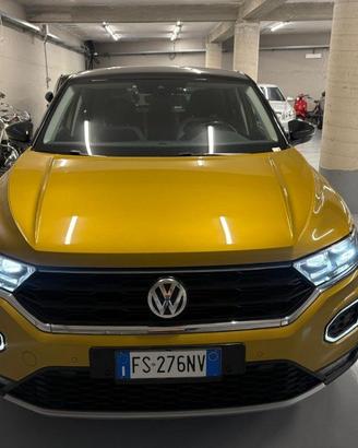 VOLKSWAGEN T-Roc 2.0 TDI 4MOTION Advanced BlueMo