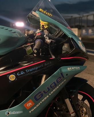 Yamaha R6 pista
