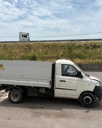 Piaggio Porter NP6 1.5 PM-RG Short Range LPG Cabin